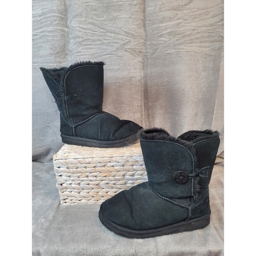 Ugg bailey button boots - ugg, size